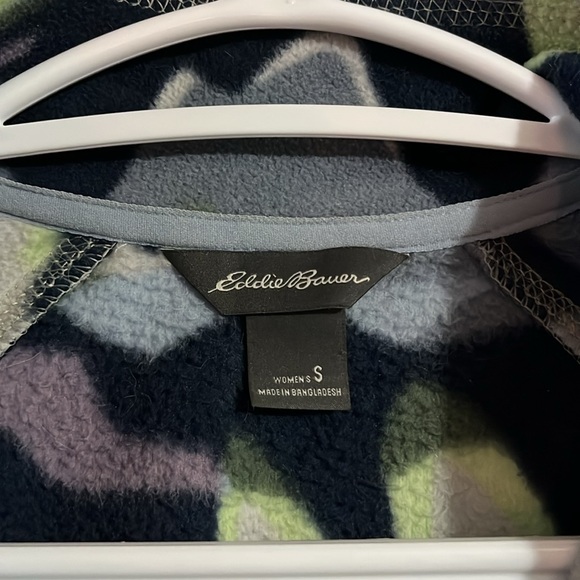 Like New Eddie Bauer Fleece - Picture 2 of 3